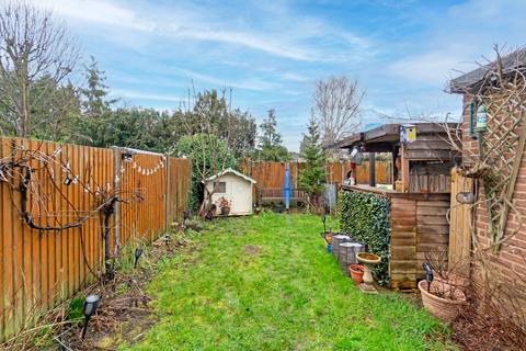 4 bedroom semi-detached house for sale, Maitland Road, Essex CM24