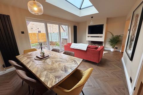 undefined, Cromwell Court, Buckingham MK18