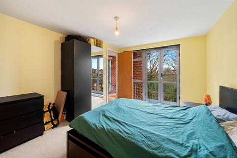 2 bedroom flat for sale, London Road, Bromley