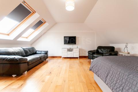 4 bedroom semi-detached house for sale, Bryn Road, Cwmllynfell, Swansea, SA9 2FR