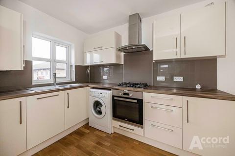 1 bedroom flat for sale, Chadwell Heath Lane, Chadwell Heath, RM6