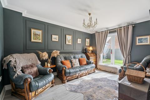 4 bedroom semi-detached house for sale, Cartwright Close, Alconbury Weald, Huntingdon, PE28