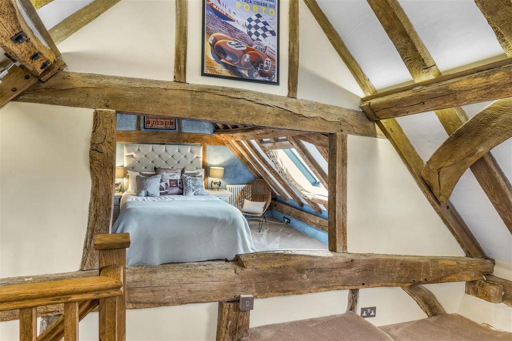 Barnett Farm, Norley Lane, Shamley Green, GU5 0 TP-