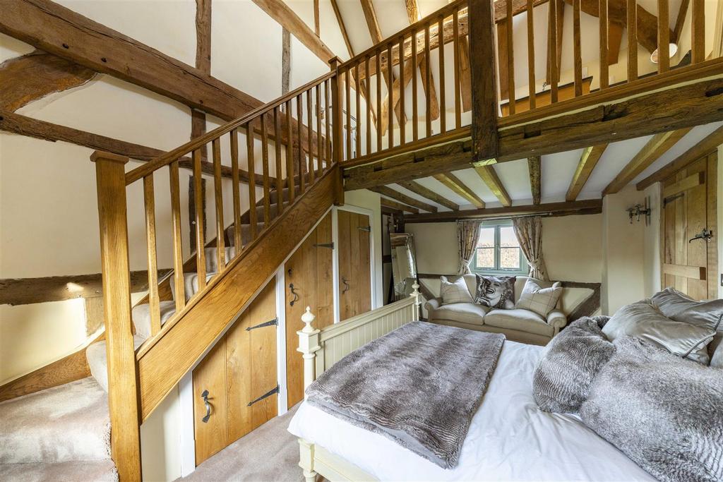 Barnett Farm, Norley Lane, Shamley Green, GU5 0 TP-
