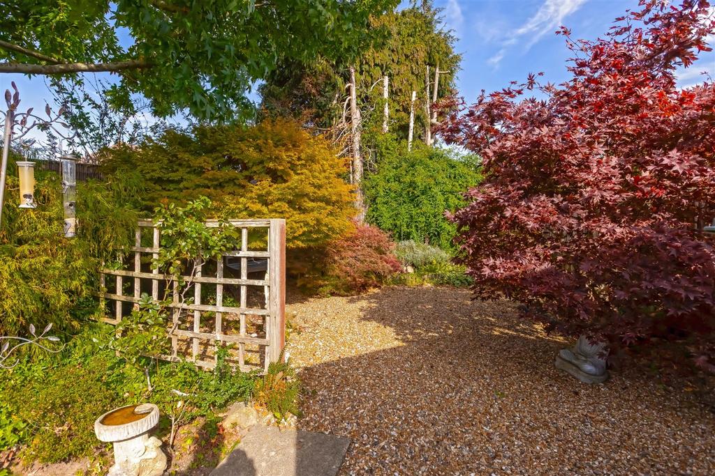 Frobisher Close 4.jpg