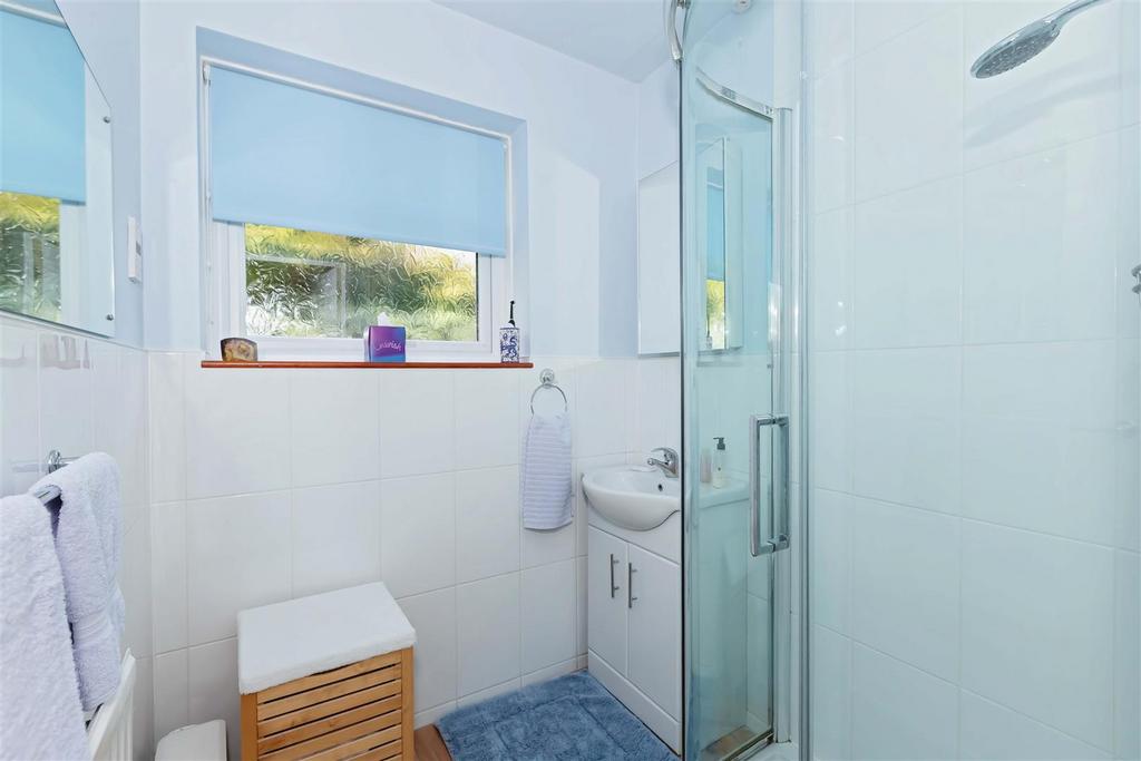 Frobisher Close 7.jpg