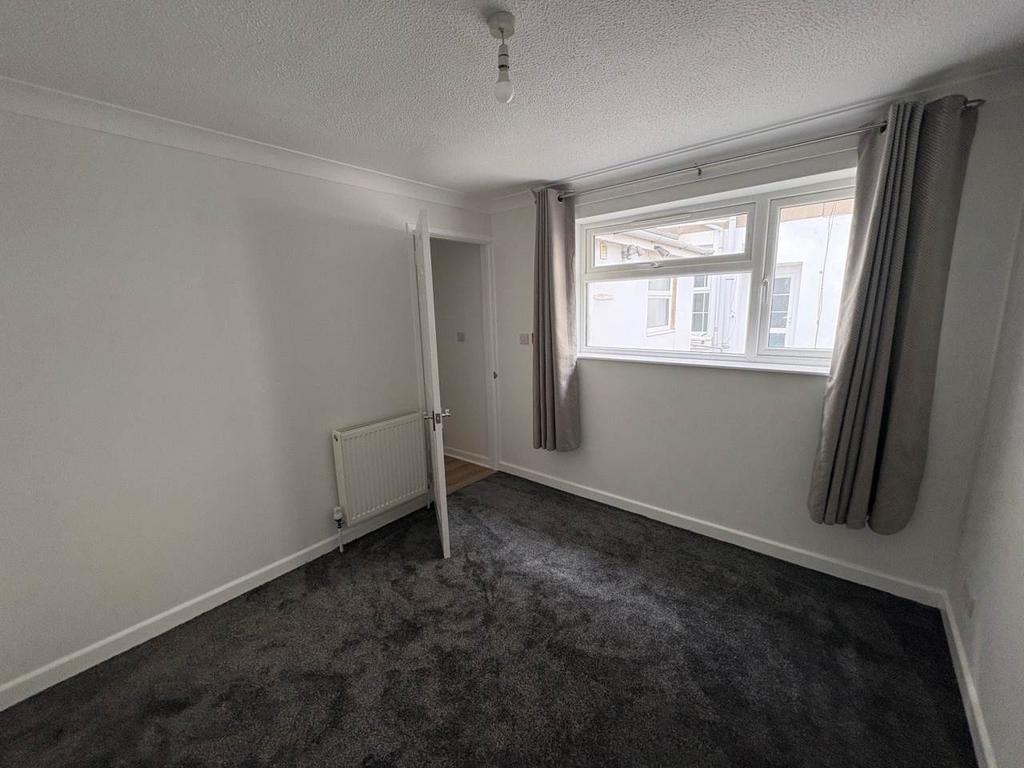 Ellenborough cres 7