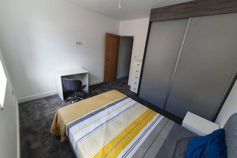 2 bedroom flat to rent, Peet Street, Derby,