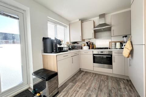 3 bedroom end of terrace house to rent, Moonstone Crescent, Poulton-Le-Fylde, Lancashire, FY6