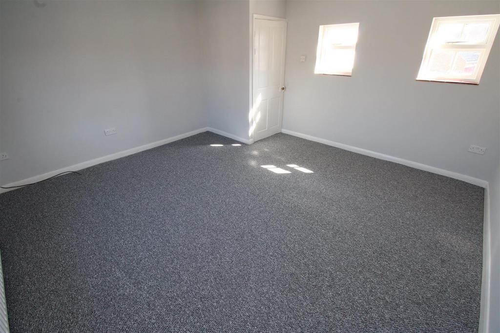 06 Lounge.jpg