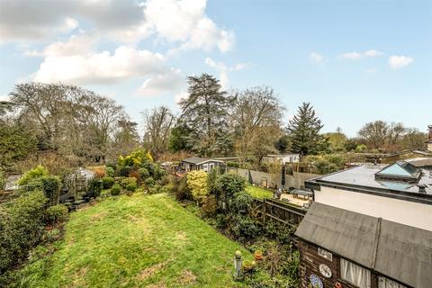 undefined, Oakland Way, Epsom KT19