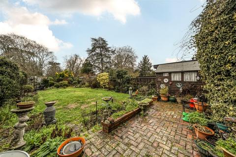 undefined, Oakland Way, Epsom KT19