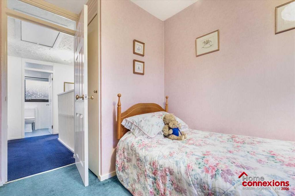 Bedroom Three (2)