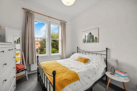1 bedroom flat for sale, Trinity Road, Wandsworth