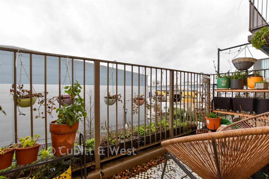 Balcony / Terrace