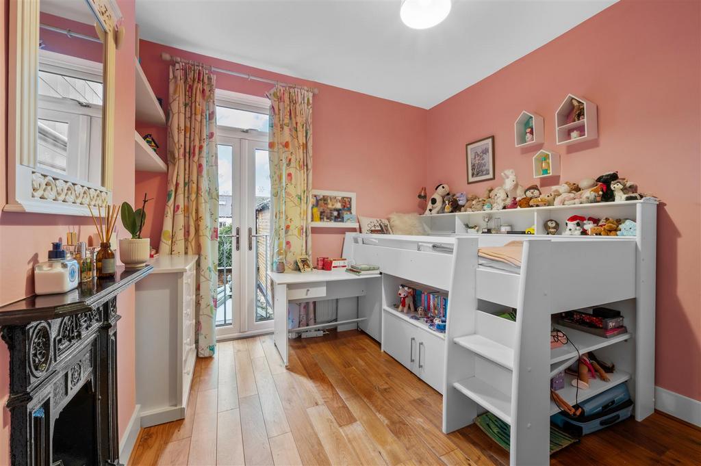27 Pepys Road-13.jpg