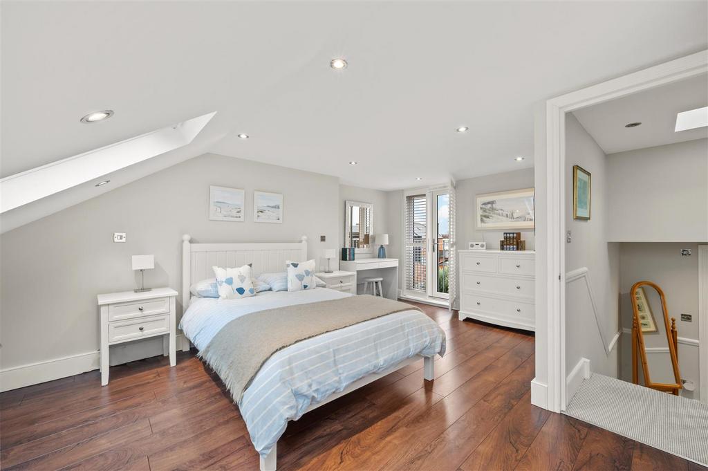 27 Pepys Road-17.jpg