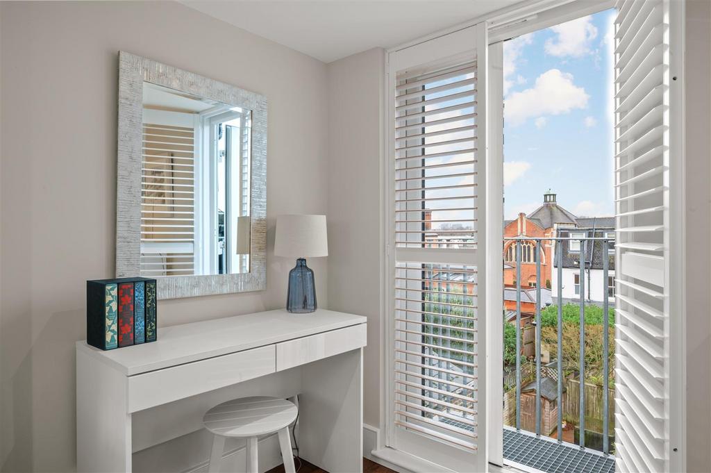 27 Pepys Road-18.jpg