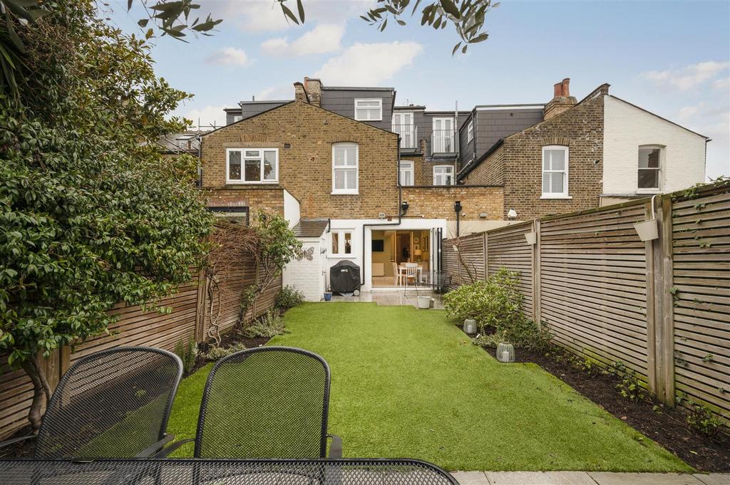 27 Pepys Road-22.jpg