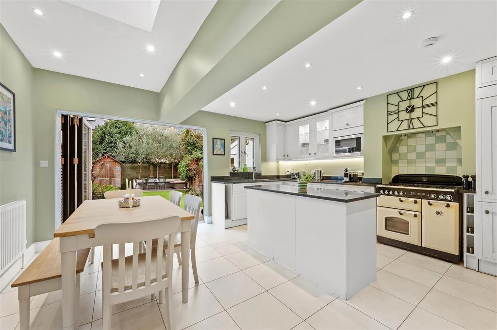27 Pepys Road-5.jpg