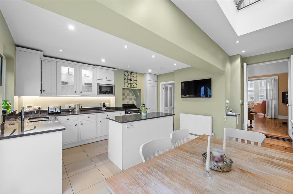 27 Pepys Road-7.jpg