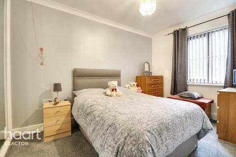 2 bedroom semi-detached bungalow for sale, Spinnaker Close, Clacton-On-Sea