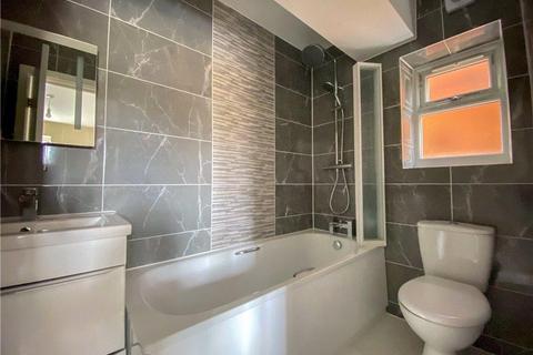 undefined, Fleet Road, Fleet GU51