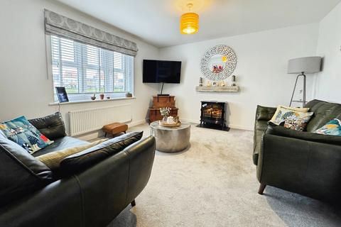 3 bedroom detached house for sale, Barnacle Way, Clacton-on-Sea, Essex
