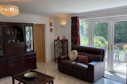 undefined, Tavistock PL19