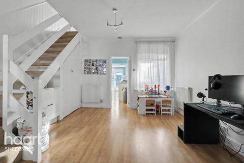 2 bedroom terraced house for sale, Coronation Road, Sheerness