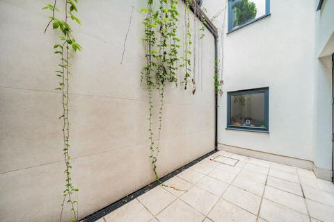 4 bedroom house for sale, Whittlebury Mews West, London NW1