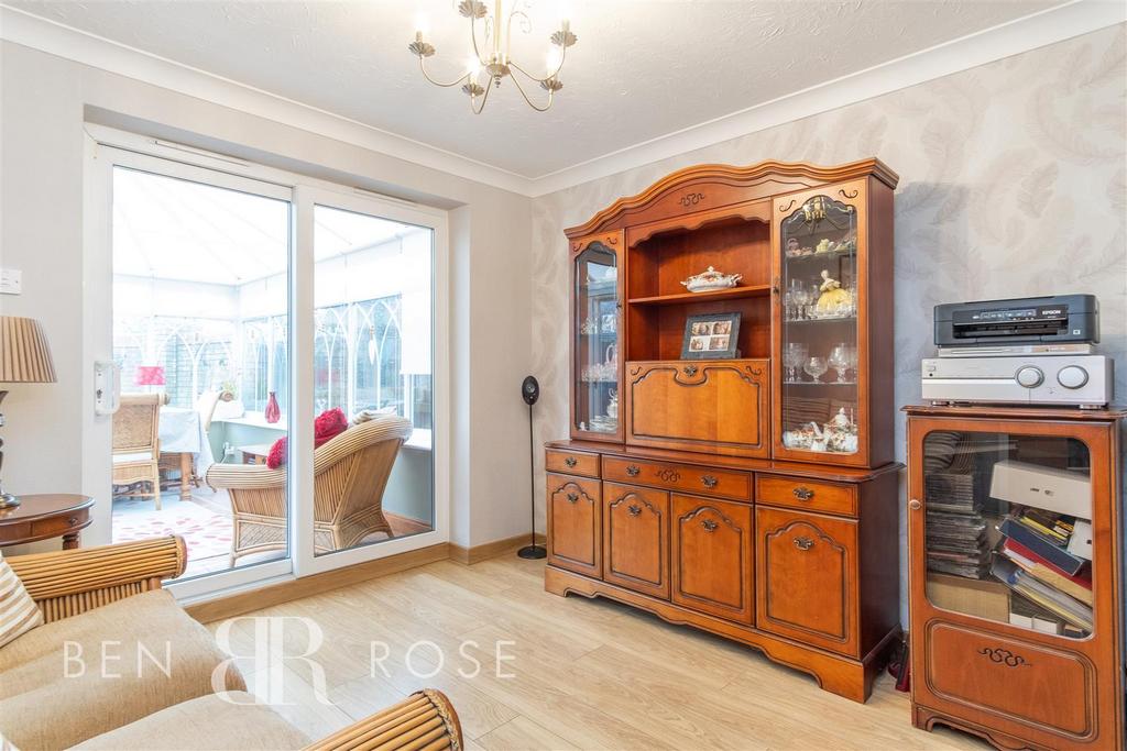Dining/Sitting Room