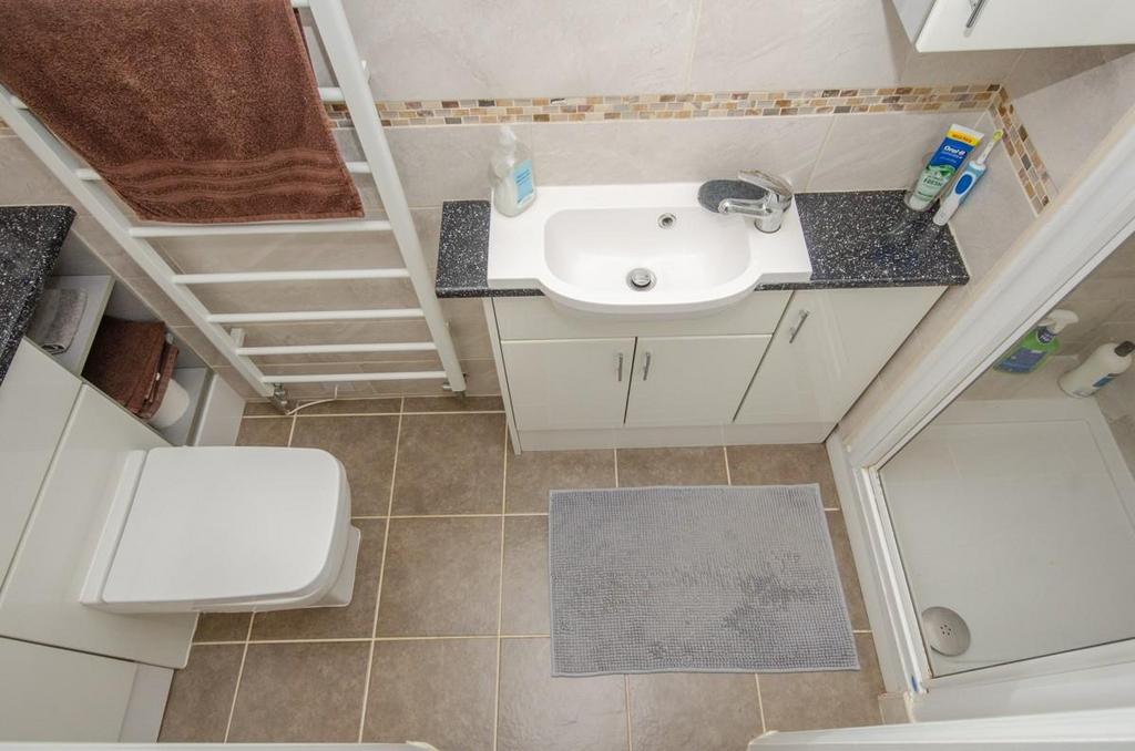 En suite.jpg