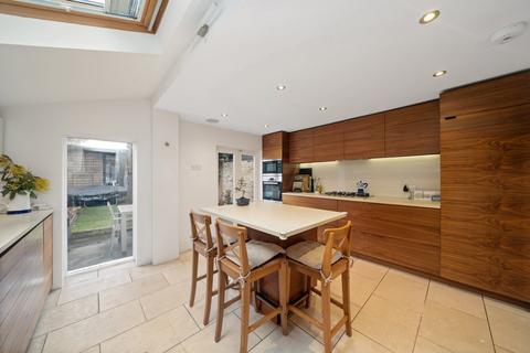 3 bedroom terraced house for sale, Paxton Road, London W4