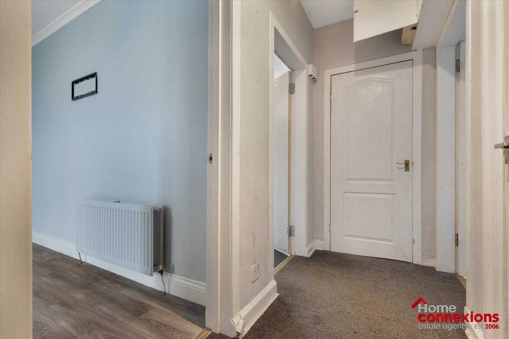 Entrance Hallway (1)