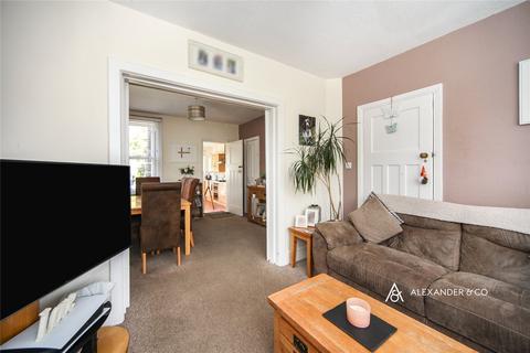 4 bedroom house to rent, Borough Road, Dunstable LU5