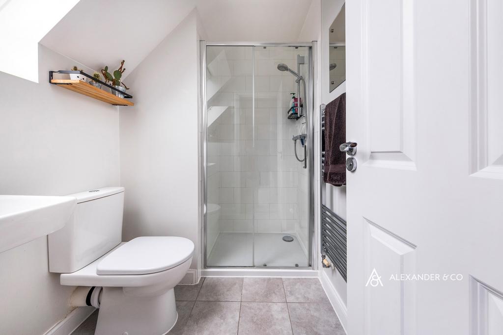 2nd Floor Bathroom