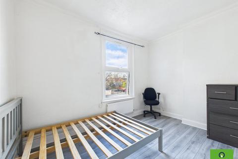 undefined, Eastern Road, Romford RM1