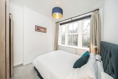 1 bedroom flat for sale, Salford Road, London SW2