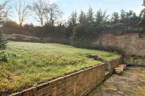 undefined, Staceys Farm Road, Godalming GU8
