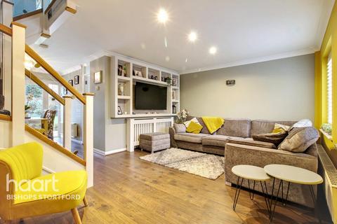 3 bedroom end of terrace house for sale, Bishop's Stortford CM22