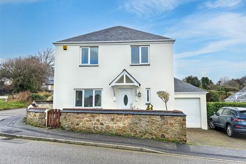 Cullen View, Probus