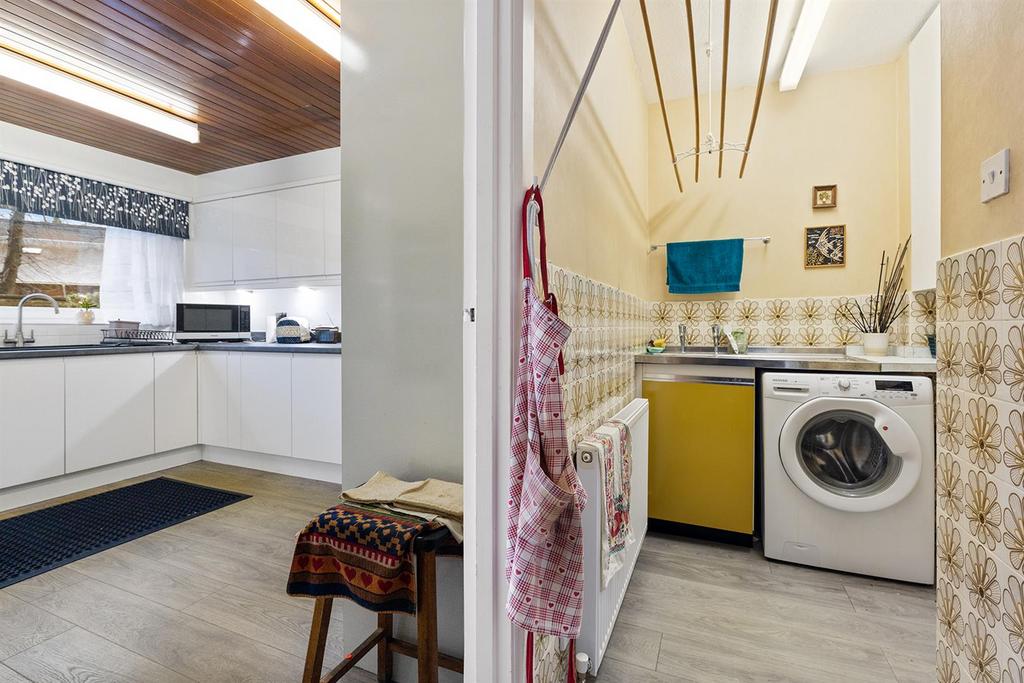 1 Holly Court, Sheffield 14 297.jpg