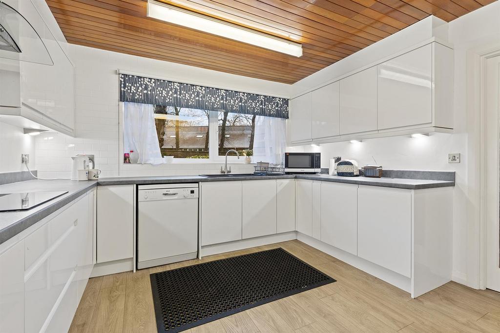 1 Holly Court, Sheffield 11 297.jpg