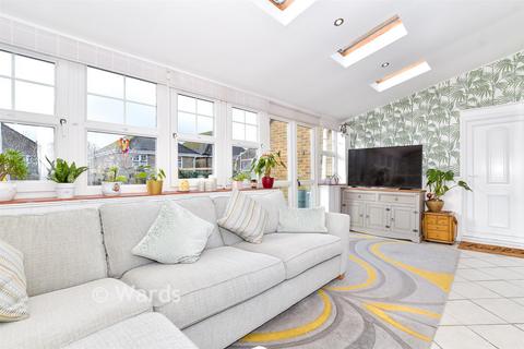 4 bedroom detached house for sale, Phoenix Drive, Wateringbury, Maidstone, Kent