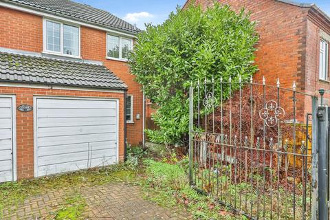 3 bedroom semi-detached house for sale, Sedgwick Street, Nottingham, NG16