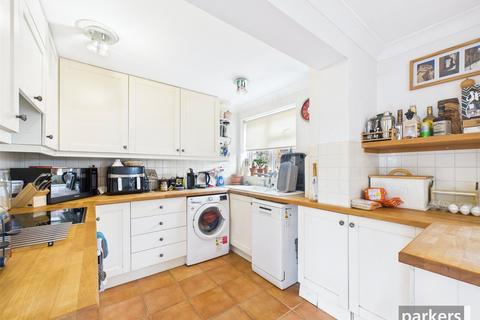 4 bedroom semi-detached house for sale, Quantock Avenue, Reading RG4