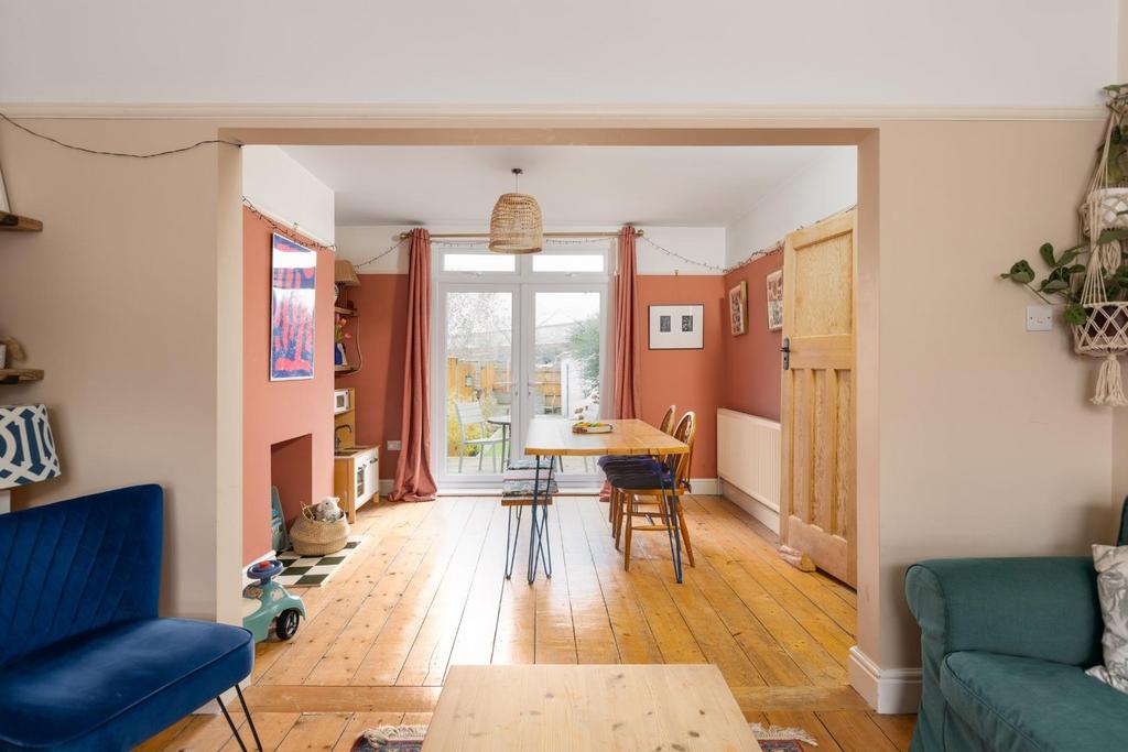 40 Dominion Road, S16--24.jpg