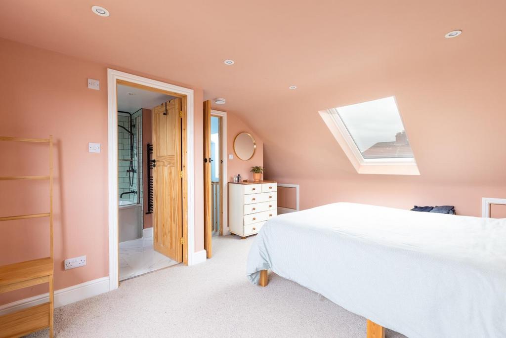 40 Dominion Road, S16-2.jpg
