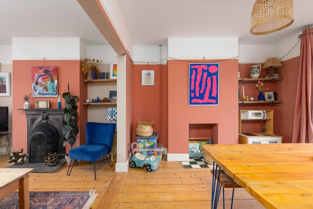 40 Dominion Road, S16--25.jpg
